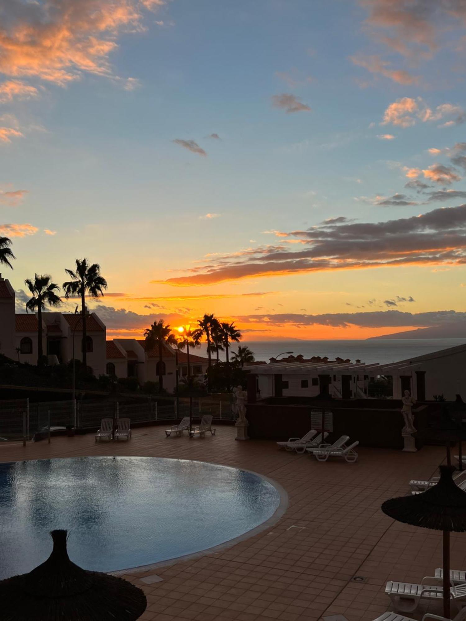 Adele Apartment Costa Adeje Eksteriør bilde